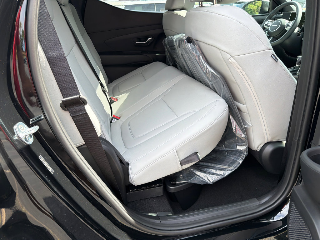 New 2027 Hyundai Santa Cruz SEL FWD image 15