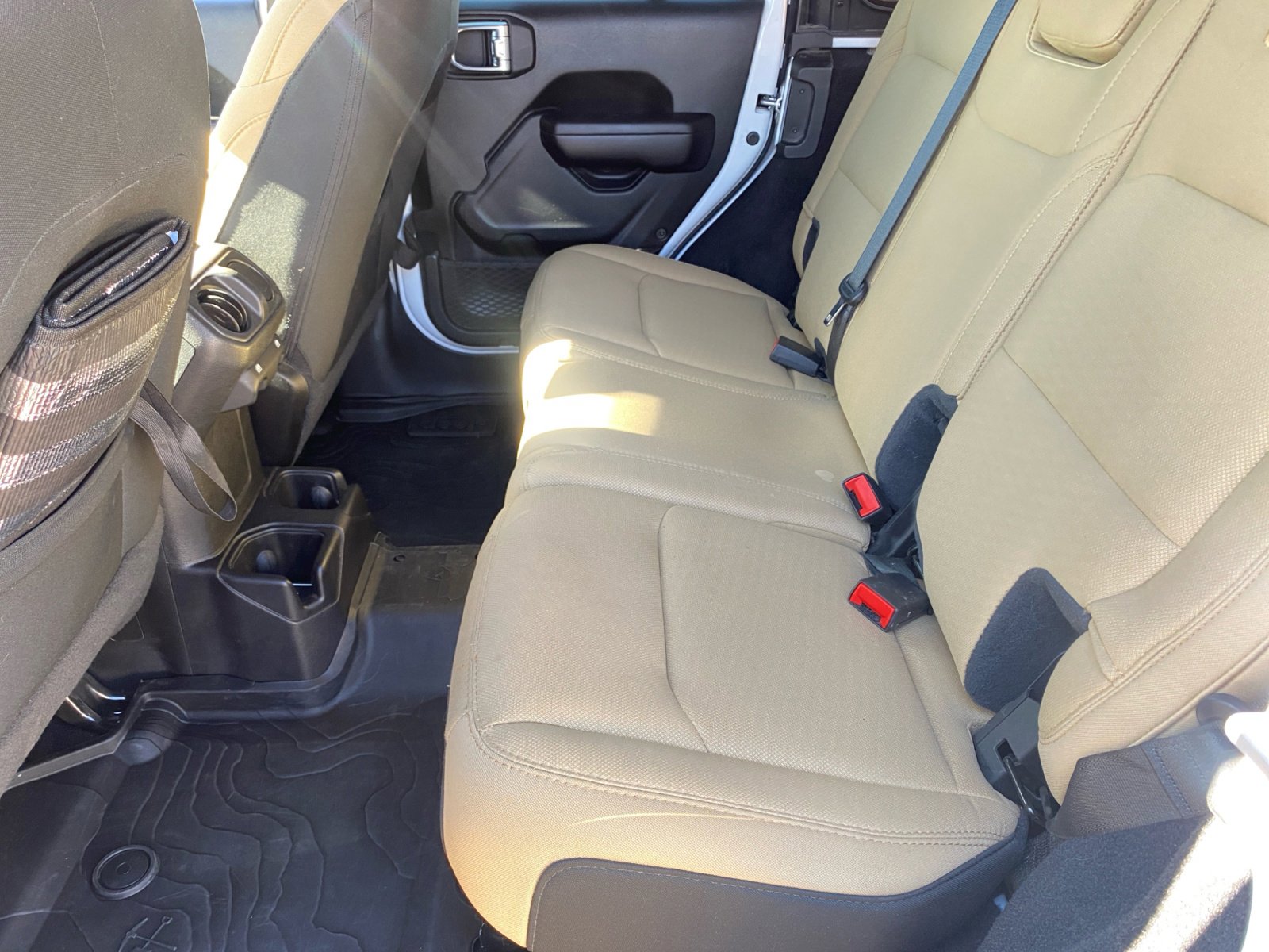 Used 2021 Jeep Wrangler Unlimited Sport image 17