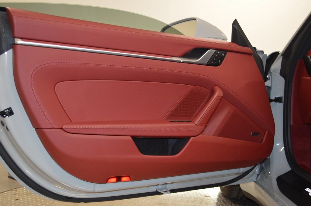 Certified 2024 Porsche 911 Carrera GTS image 17