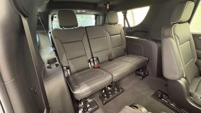 New 2026 Chevrolet Suburban Premier AWD/4WD image 29