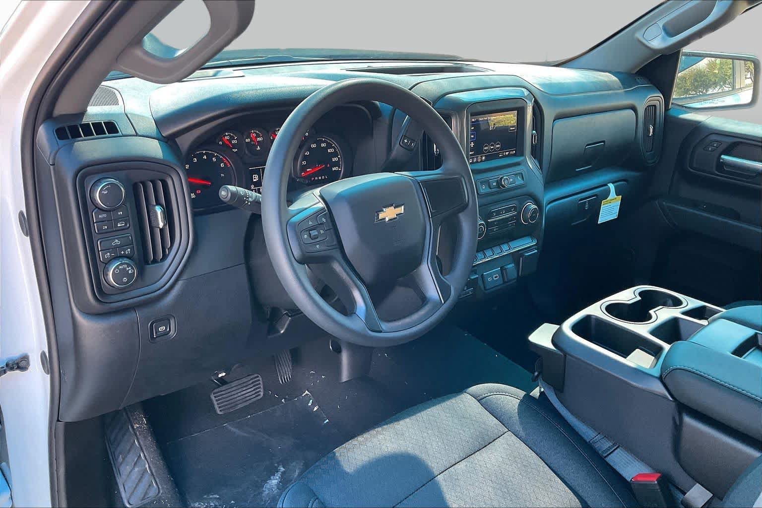 New 2026 Chevrolet Silverado 1500 Custom AWD/4WD image 8