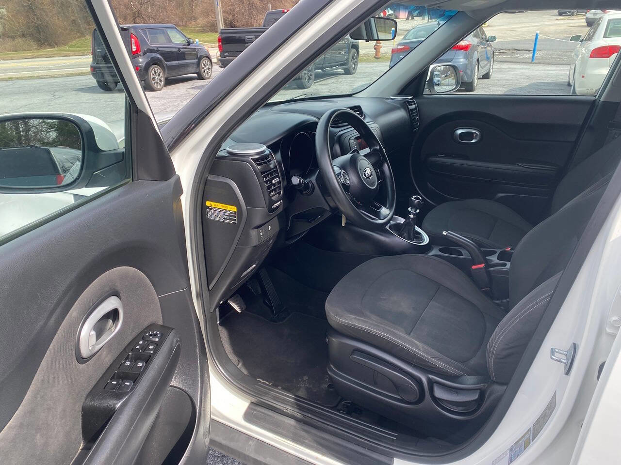 Used 2014 Kia Soul FWD image 10