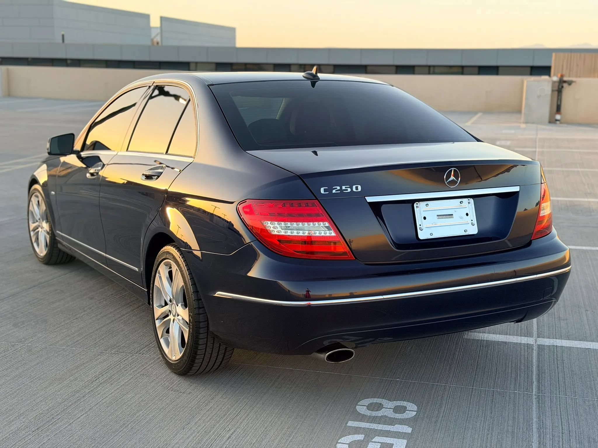 Used 2012 Mercedes-Benz C 250 Sedan image 4