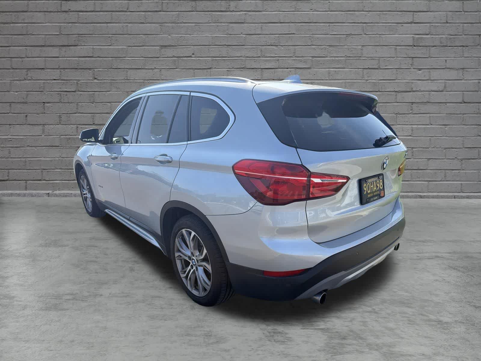 Used 2018 BMW X1 xDrive28i AWD/4WD image 9