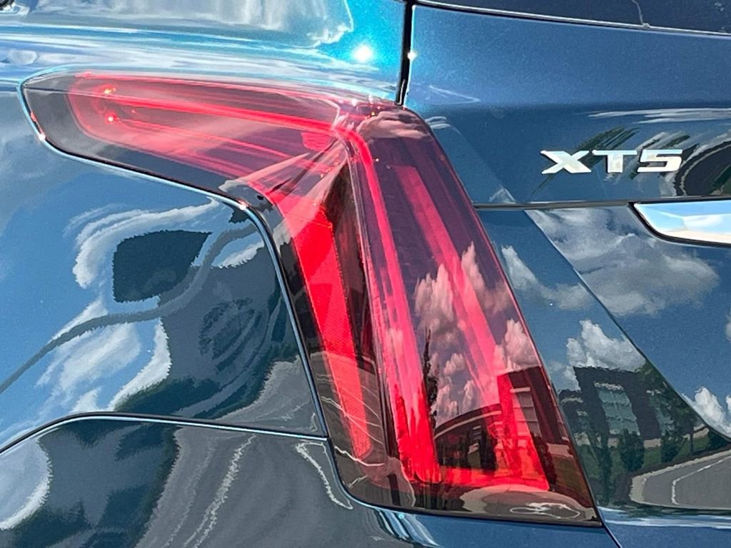 New 2025 Cadillac XT5 Premium Luxury w/ Technology Package image 10