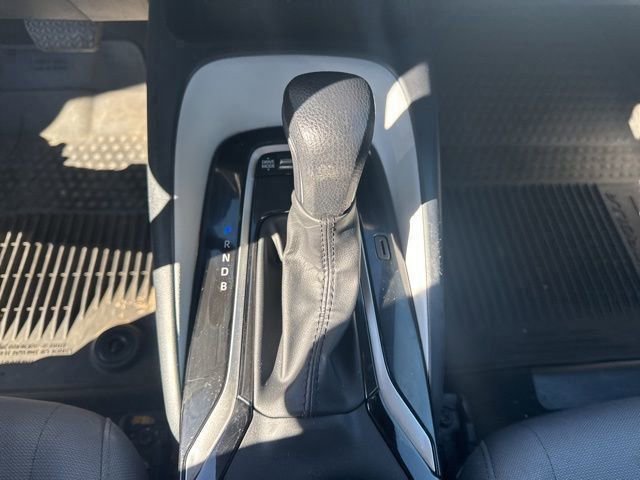 Used 2025 Toyota Corolla SE w/ Convenience Package image 13