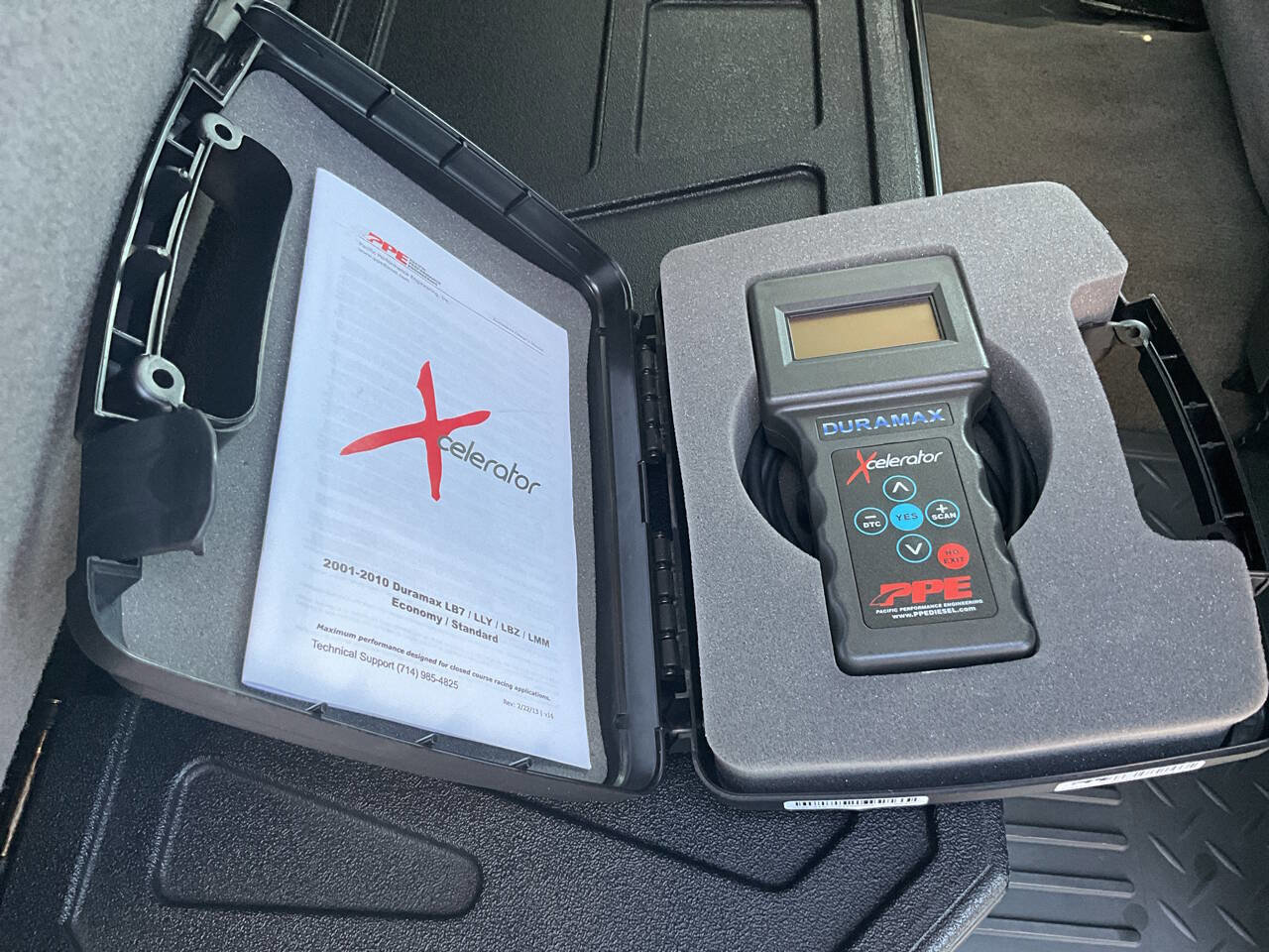 Used 2006 GMC Sierra 2500 SLE w/ Heavy-Duty Power Package image 34