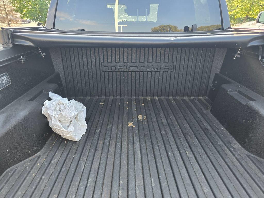 Used 2025 Toyota Tacoma TRD Sport AWD/4WD image 14