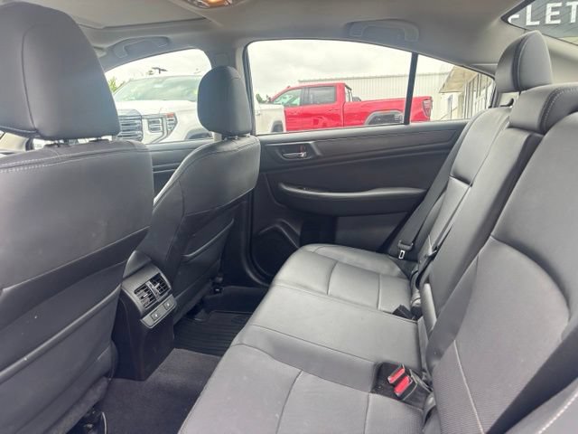 Used 2016 Subaru Legacy 2.5i Limited AWD/4WD image 7