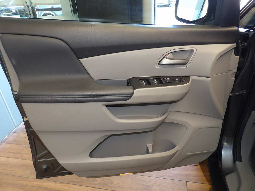 Used 2013 Honda Odyssey LX image 24