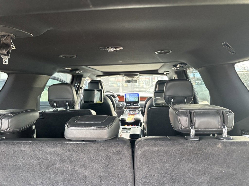 Used 2018 Lincoln Navigator L Reserve w/ Technology Package image 18
