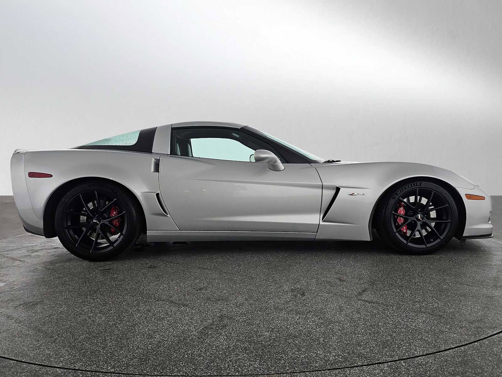 Used 2009 Chevrolet Corvette Z06 w/ Preferred Equipment Group image 2