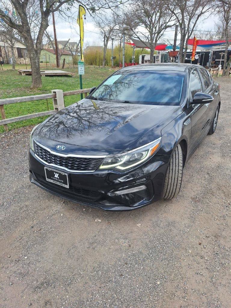 Used 2019 Kia Optima LX FWD image 1