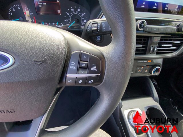 Used 2022 Ford Escape SE FWD image 32