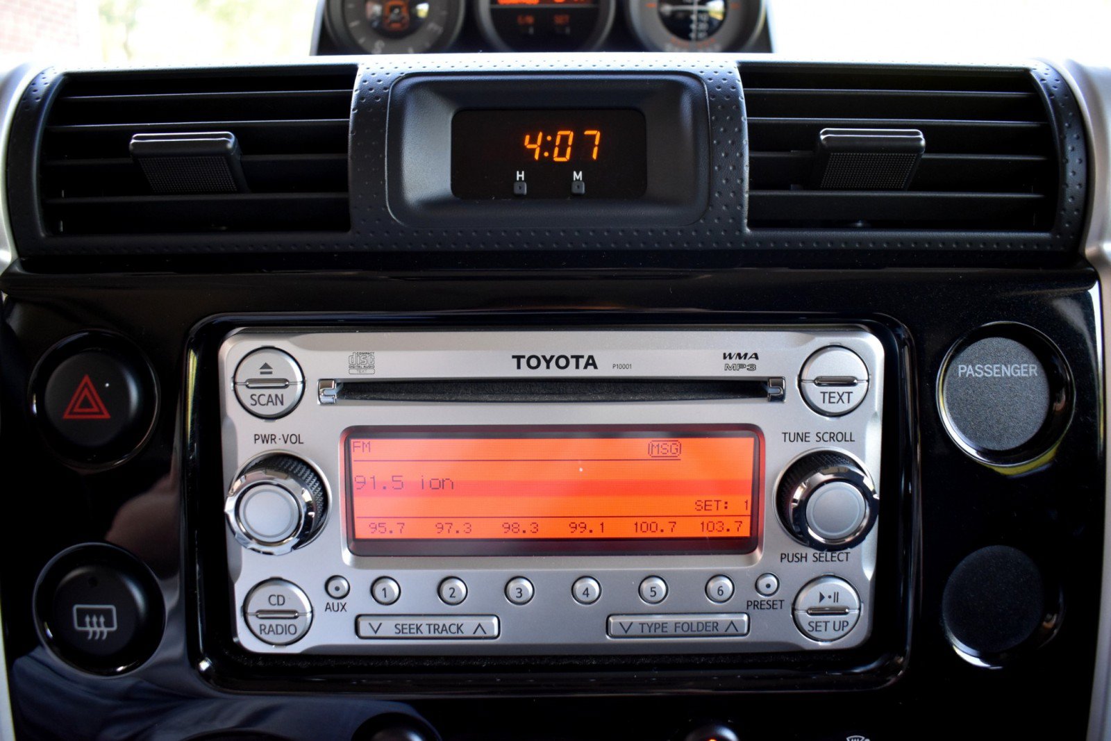 Used 2014 Toyota FJ Cruiser 4WD w/ Convenience Package image 22