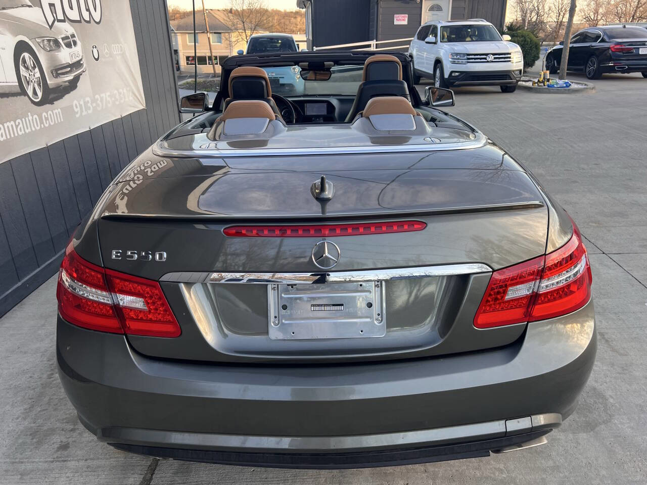 Used 2011 Mercedes-Benz E 550 Cabriolet image 9
