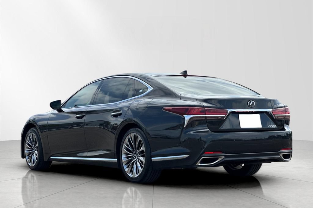 Used 2018 Lexus LS 500 w/ Luxury Package RWD image 4