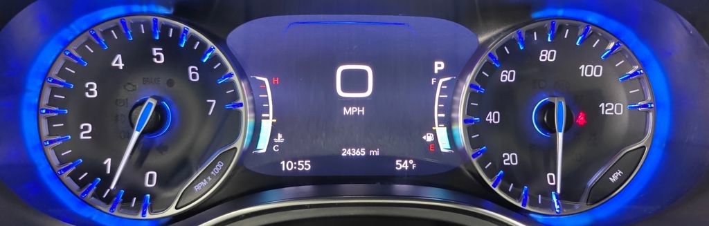 Used 2025 Chrysler Pacifica Limited image 74