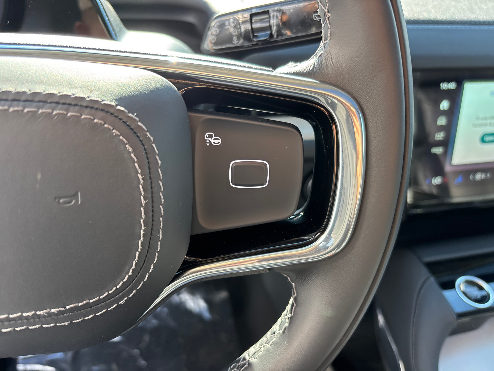 New 2027 Lincoln Navigator Reserve AWD/4WD image 17