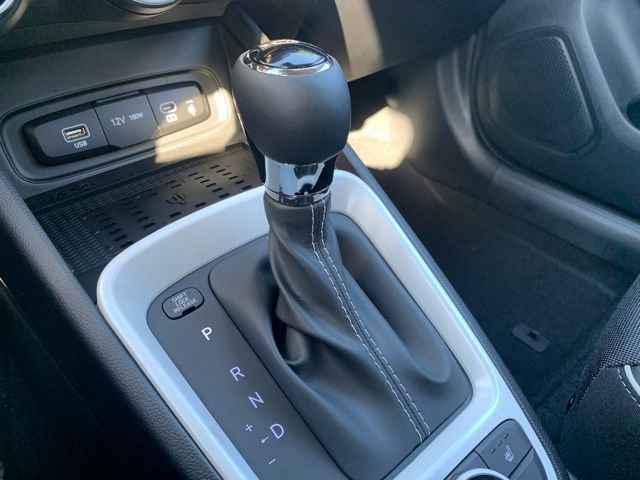 New 2025 Hyundai Venue Limited image 21