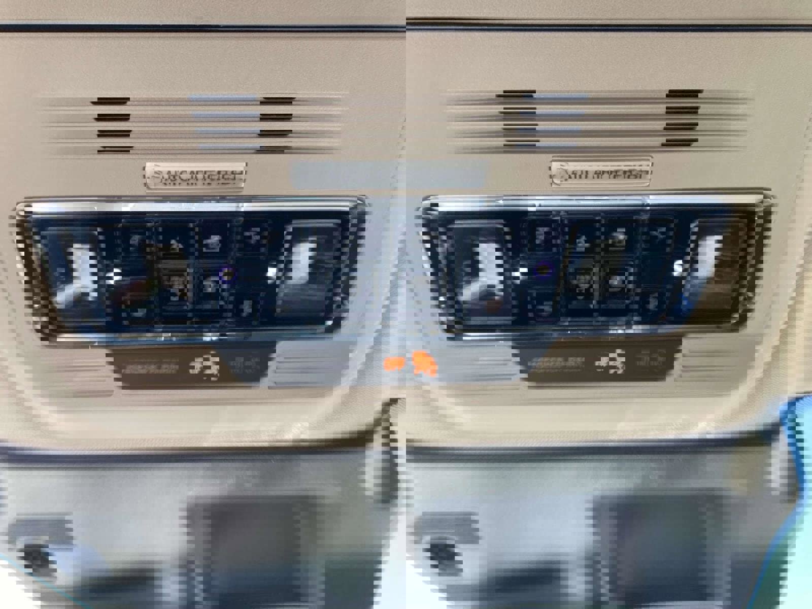 New 2026 Lincoln Corsair Premiere image 25