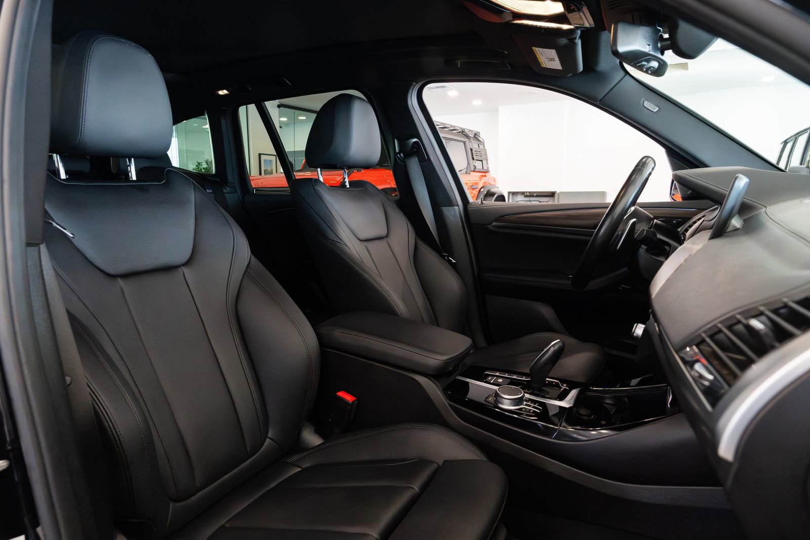 Used 2021 BMW X3 xDrive30e w/ M Sport Package image 9