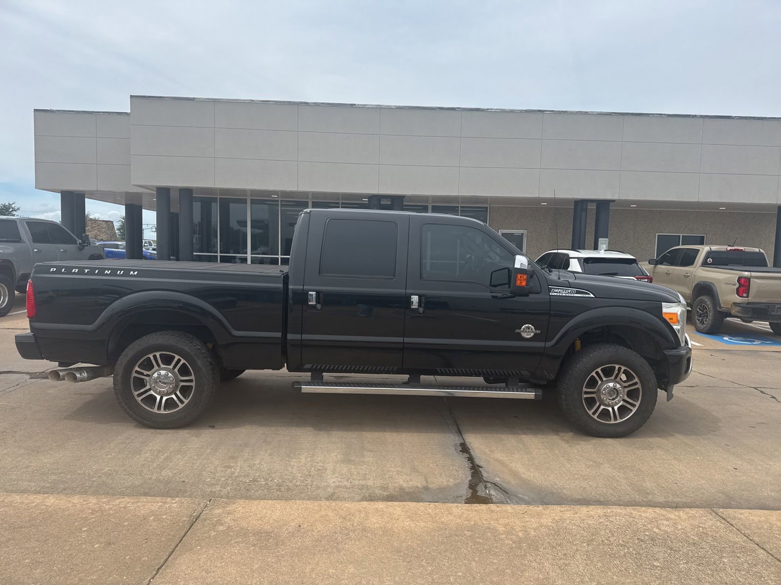 Used 2015 Ford F250 Platinum AWD/4WD image 4