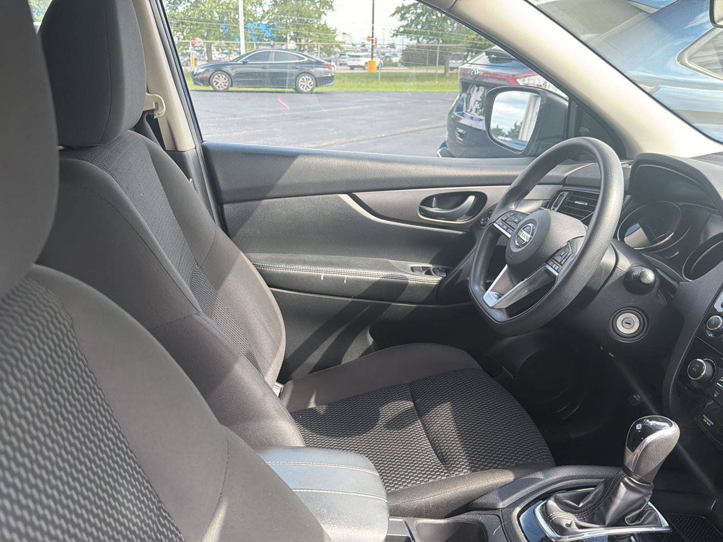 Used 2021 Nissan Rogue Sport S AWD/4WD image 21