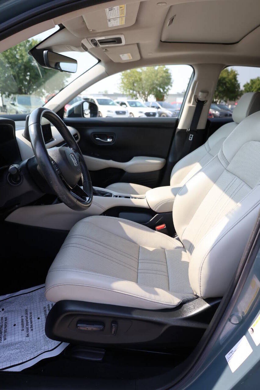 Used 2024 Honda HR-V EX-L image 13