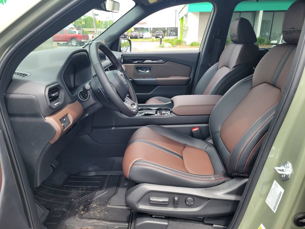 New 2026 Honda Pilot TrailSport image 15