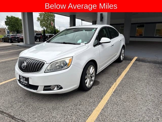 Used 2014 Buick Verano FWD image 2