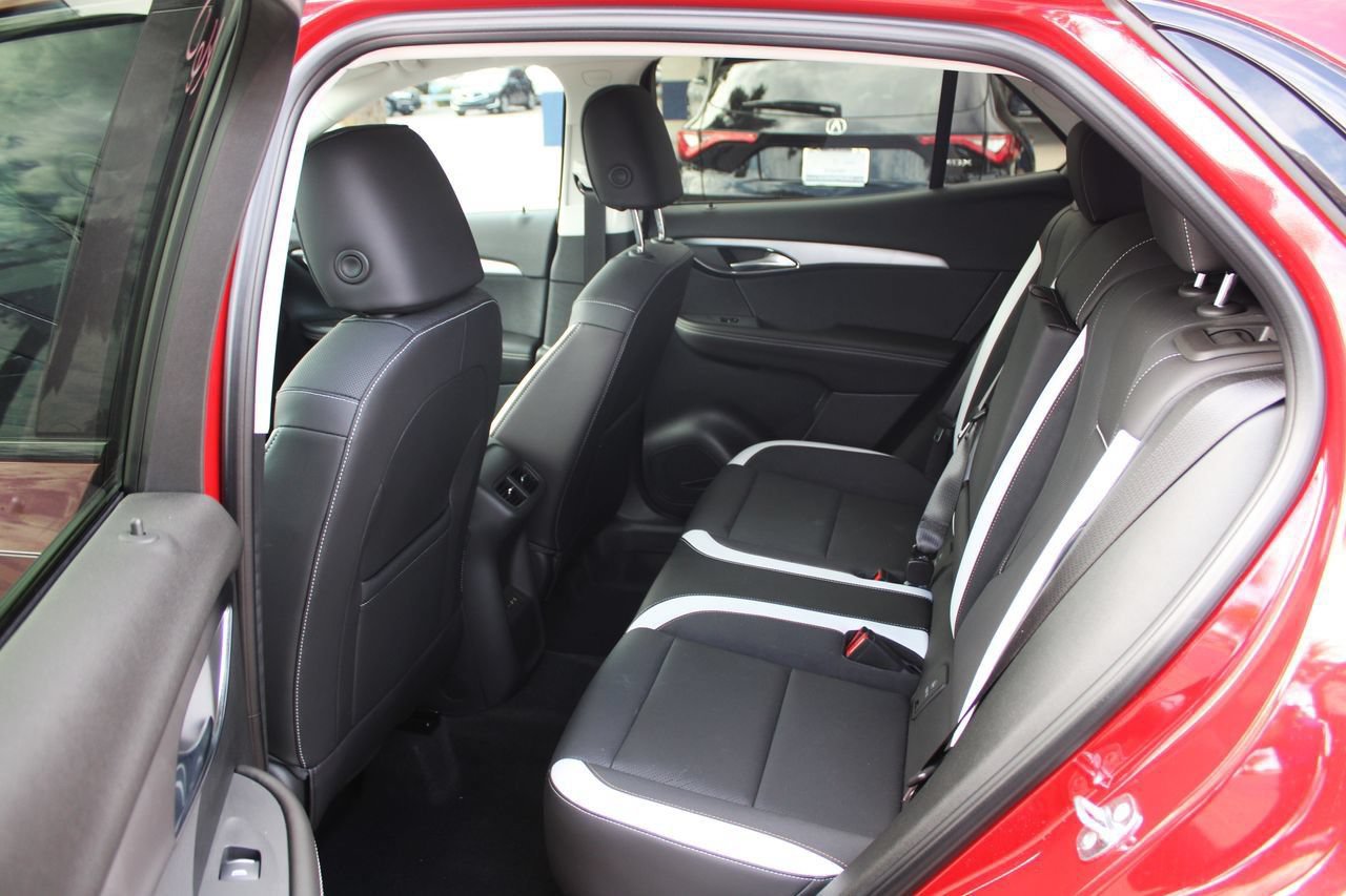 Used 2025 Buick Envision Sport Touring AWD/4WD image 13