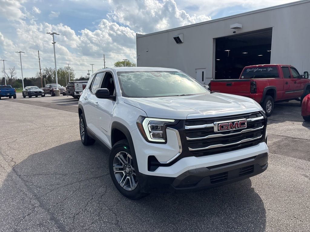 Used 2026 GMC Terrain Elevation FWD image 3