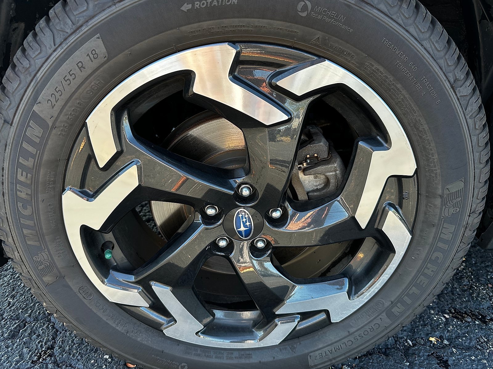 Certified 2023 Subaru Crosstrek 2.5i Limited w/ Moonroof Package AWD/4WD image 9