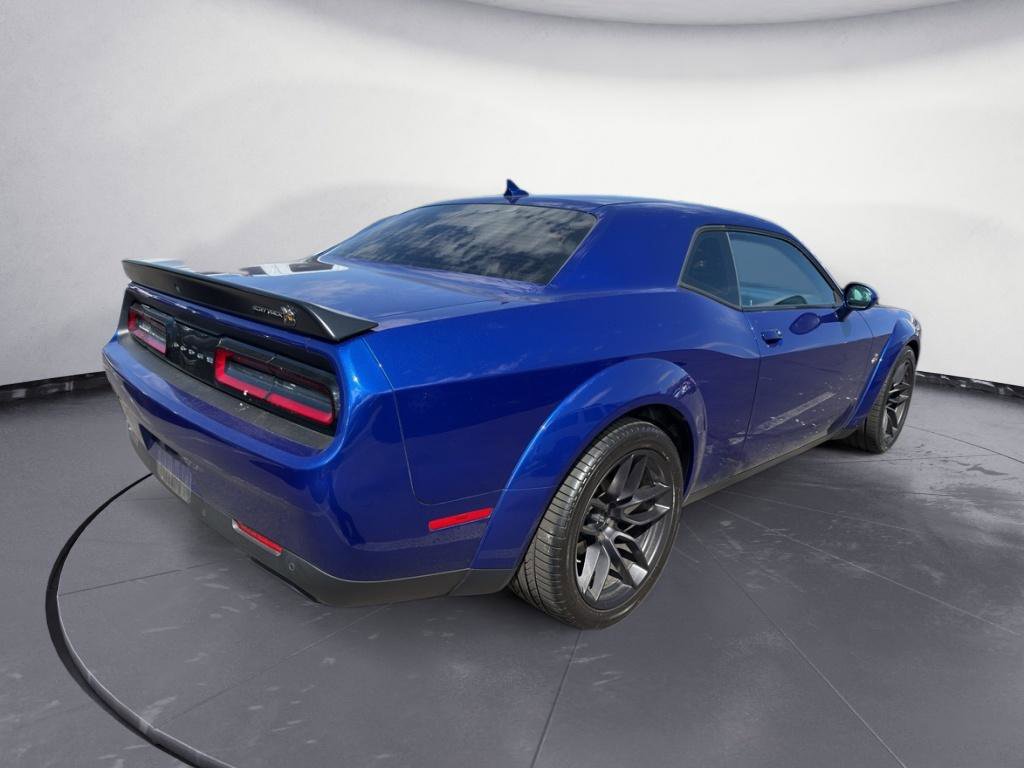 Used 2022 Dodge Challenger R/T Scat Pack RWD image 3