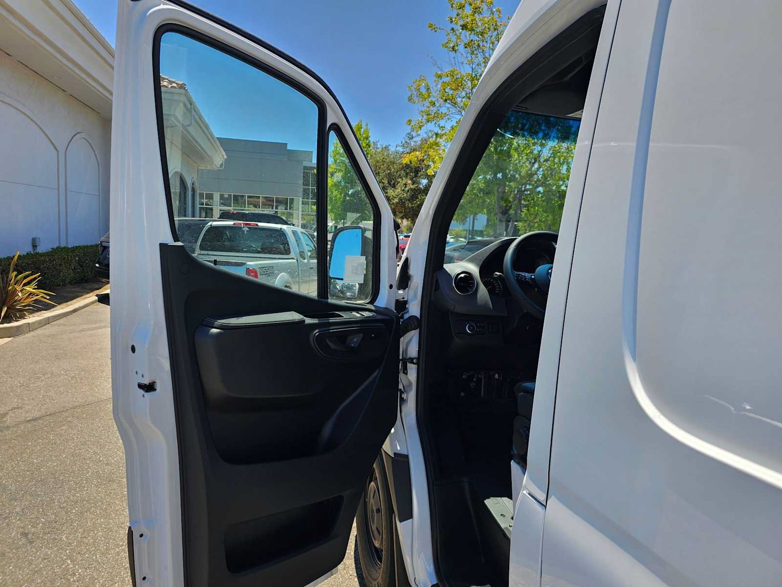 New 2026 Mercedes-Benz Sprinter 2500 image 18