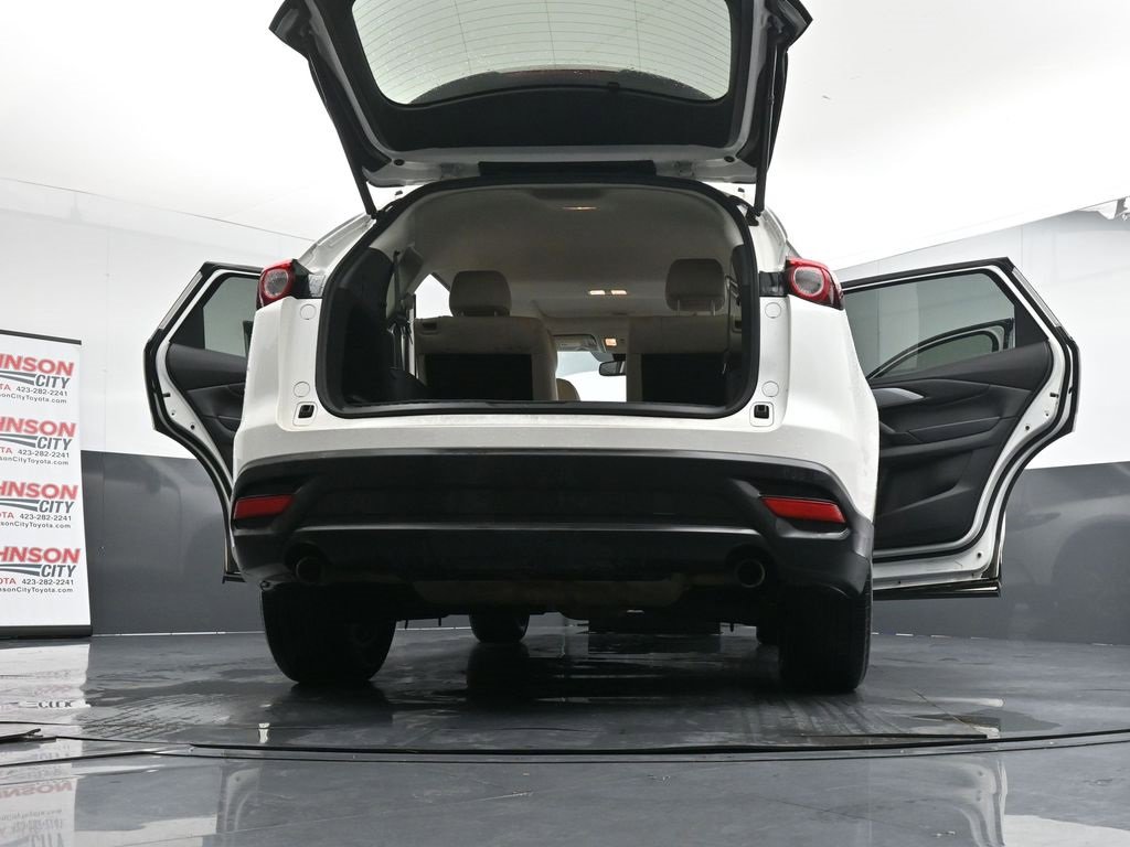 Used 2023 MAZDA CX-9 Touring image 29