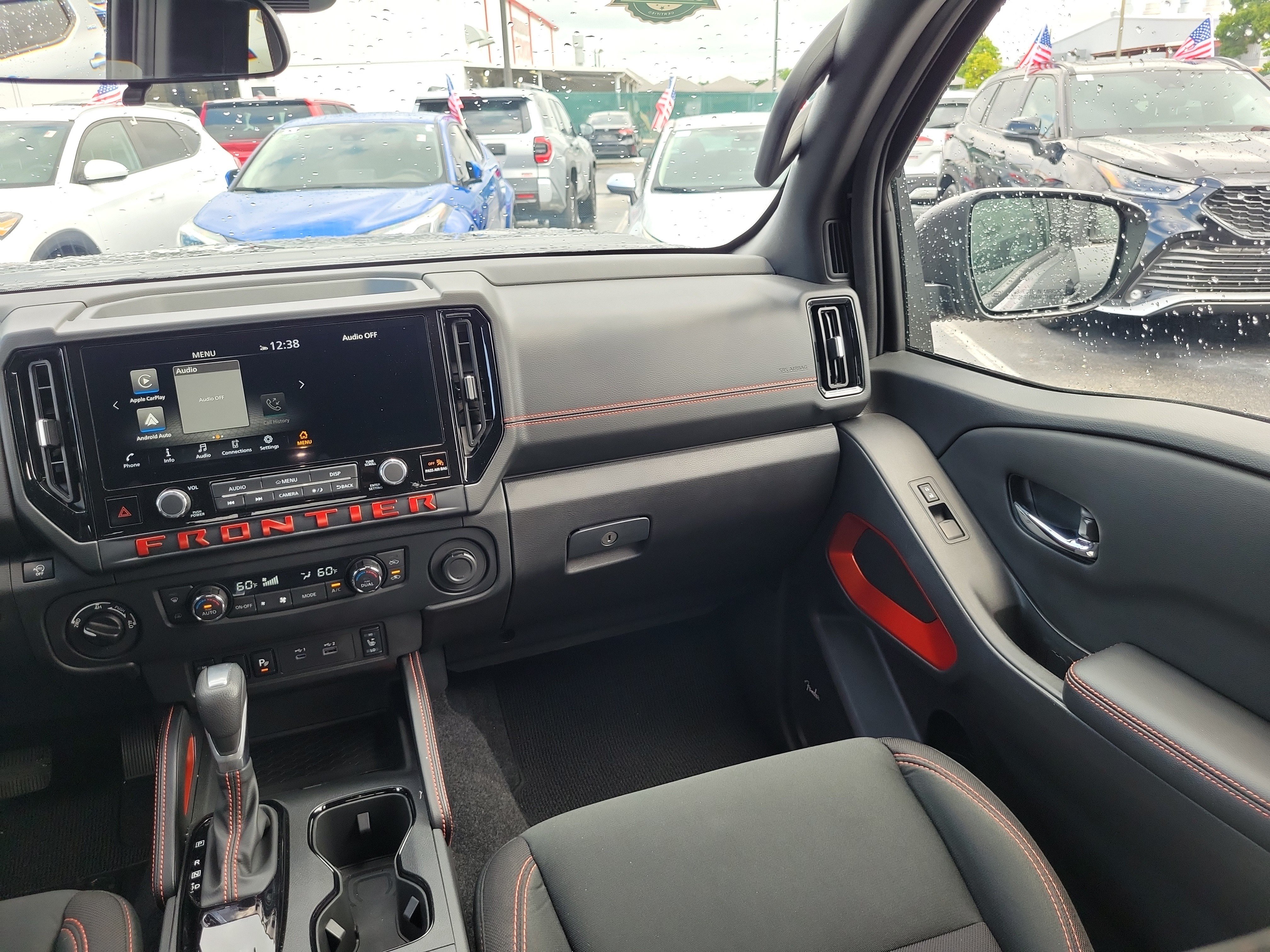 Used 2025 Nissan Frontier PRO-4X w/ Pro Convenience Package AWD/4WD image 17