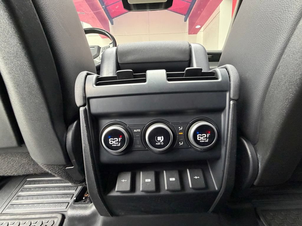 Used 2020 Land Rover Defender 110 SE AWD/4WD image 27
