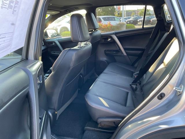 Used 2016 Toyota RAV4 SE AWD/4WD image 14