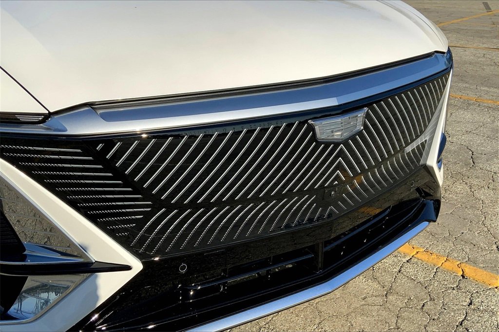 New 2025 Cadillac Lyriq Luxury image 35