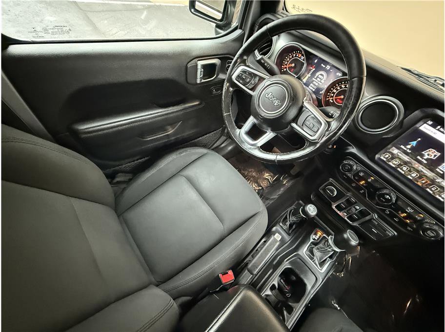 Used 2020 Jeep Gladiator Overland image 10