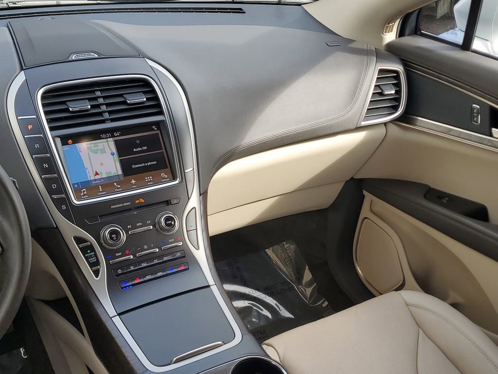 Used 2018 Lincoln MKX Reserve image 20