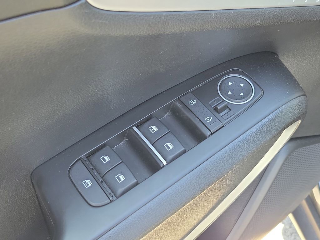Used 2024 Kia Soul LX w/ Option Group 015 image 16