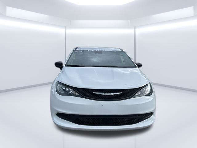 Used 2024 Chrysler Voyager LX FWD image 13