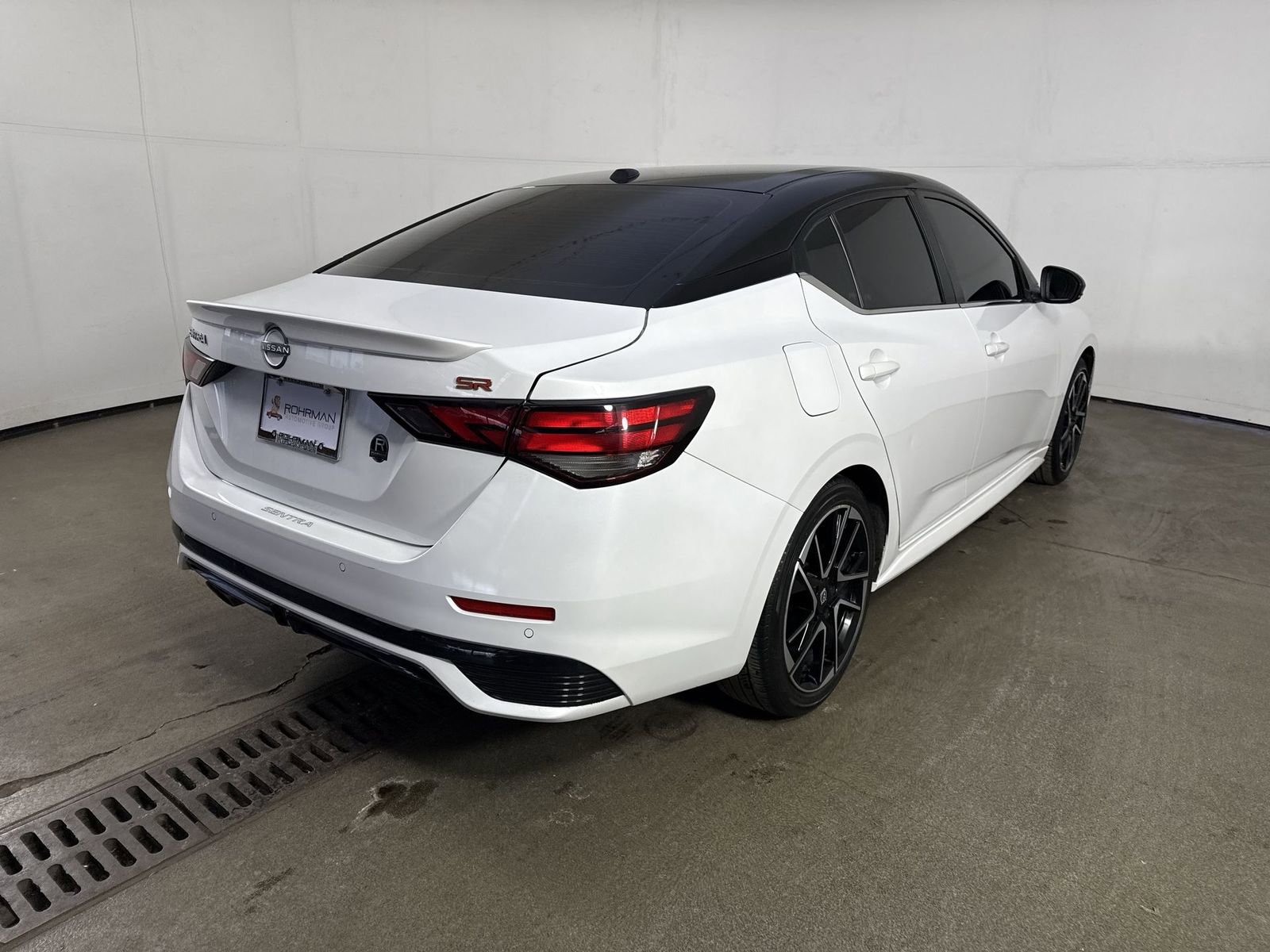 Certified 2024 Nissan Sentra SR image 35