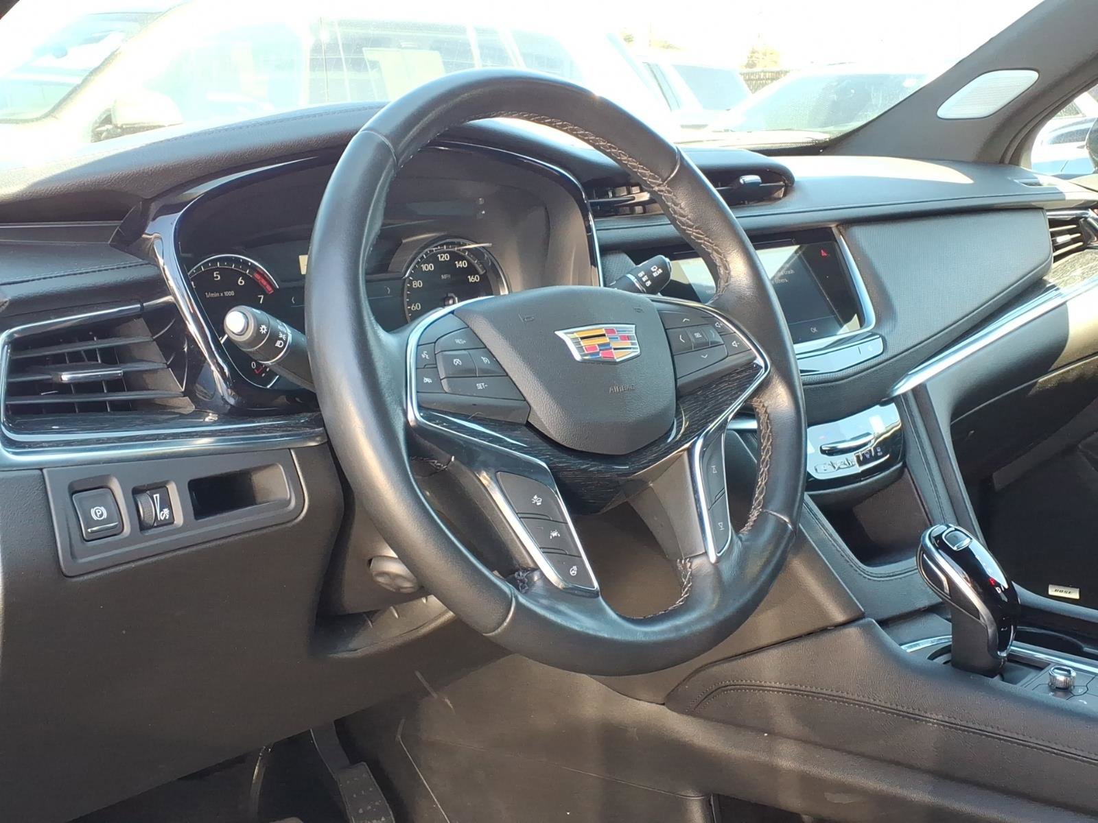 Certified 2023 Cadillac XT5 Premium Luxury AWD/4WD image 22