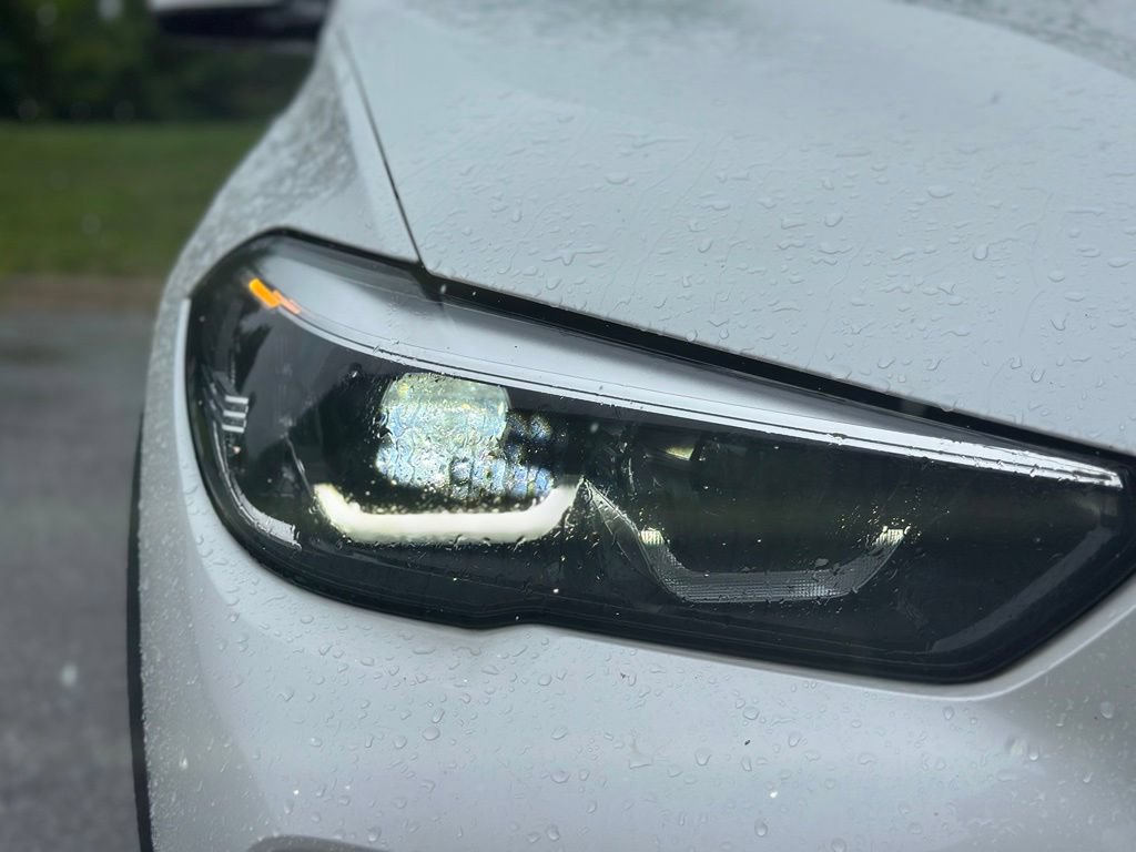 Used 2019 BMW X5 xDrive40i w/ Convenience Package AWD/4WD image 9
