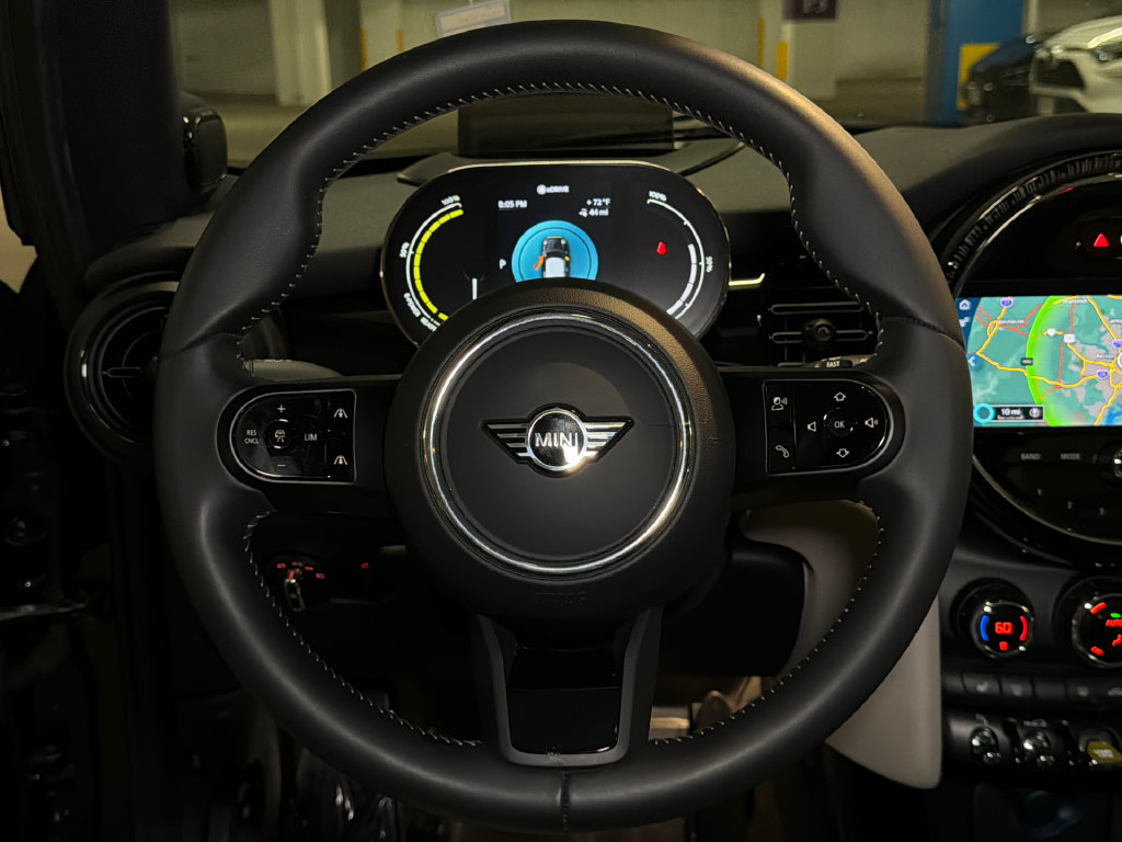 Used 2023 MINI Cooper SE FWD image 23