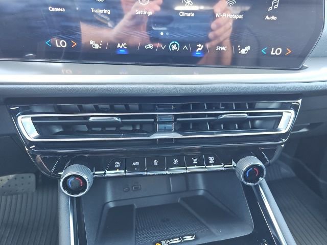 New 2026 Chevrolet Traverse LT w/ Driver Confidence Package FWD image 47